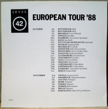 Level 42 - Staring At The Sun LP levy (käytetty)